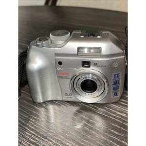 Olympus CAMEDIA C-5000 ZOOM Digital Camera 5.0MP - Silver - Untested No Charger